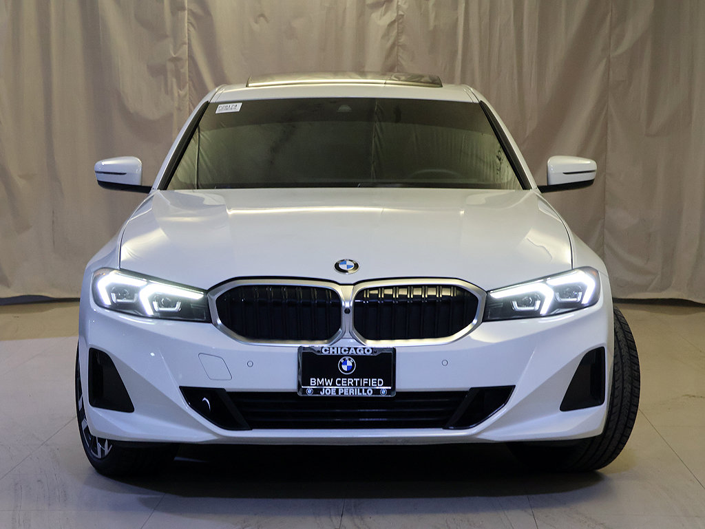 Certified 2025 BMW 330i xDrive Sedan w/ Convenience Package AWD/4WD image 5