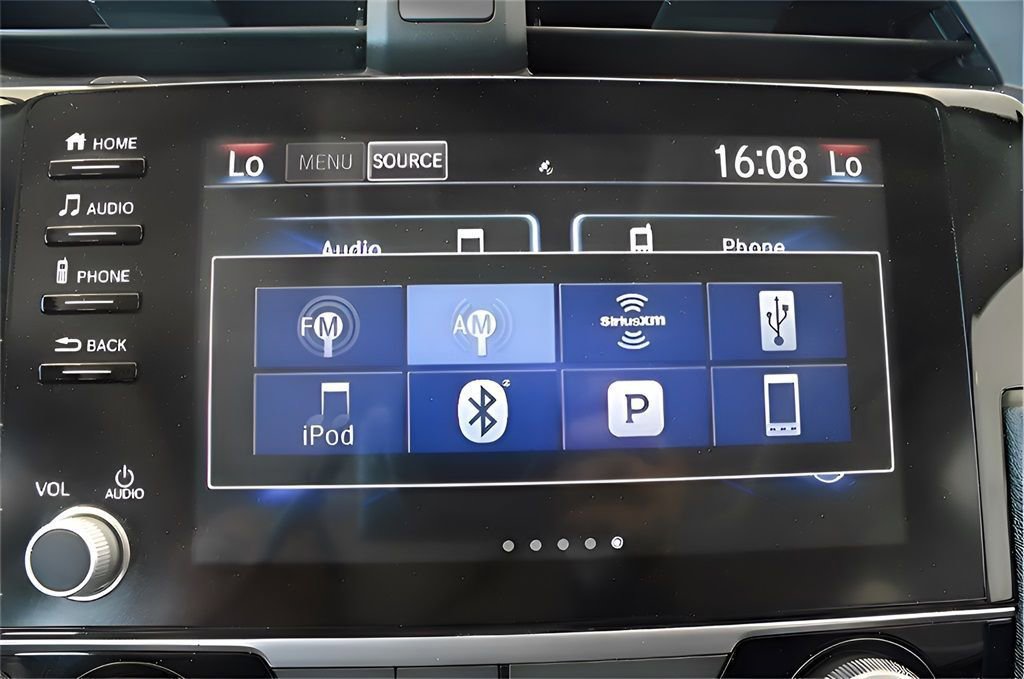 Used 2020 Honda Civic EX image 9