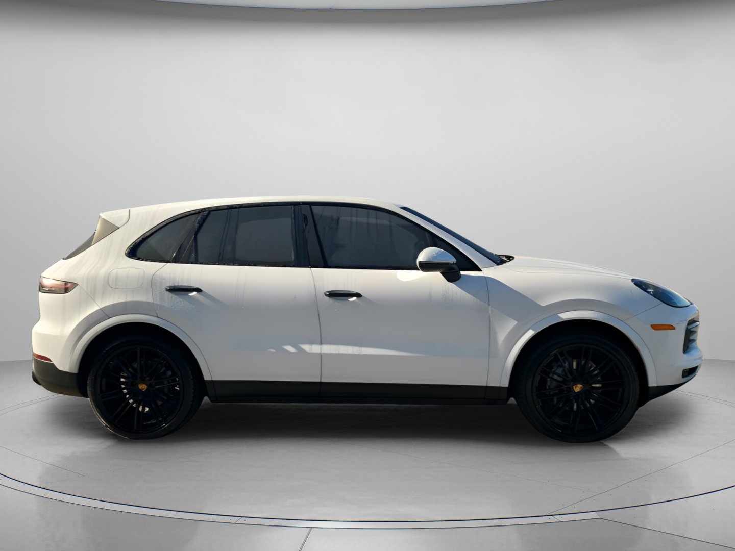 Used 2019 Porsche Cayenne image 4