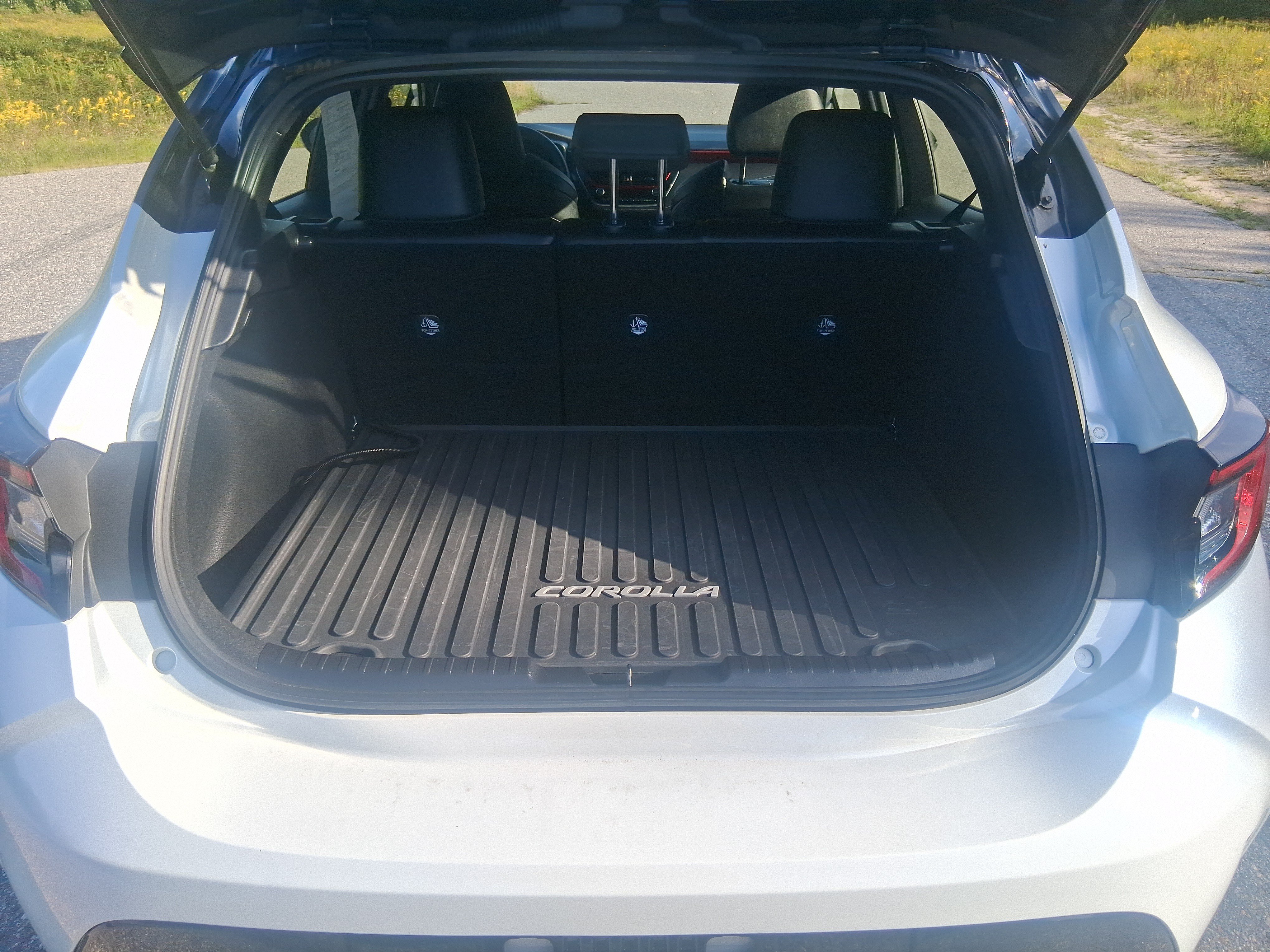 Used 2024 Toyota Corolla XSE FWD image 17