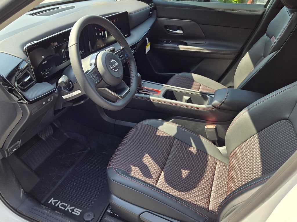 New 2026 Nissan Kicks SR FWD image 13