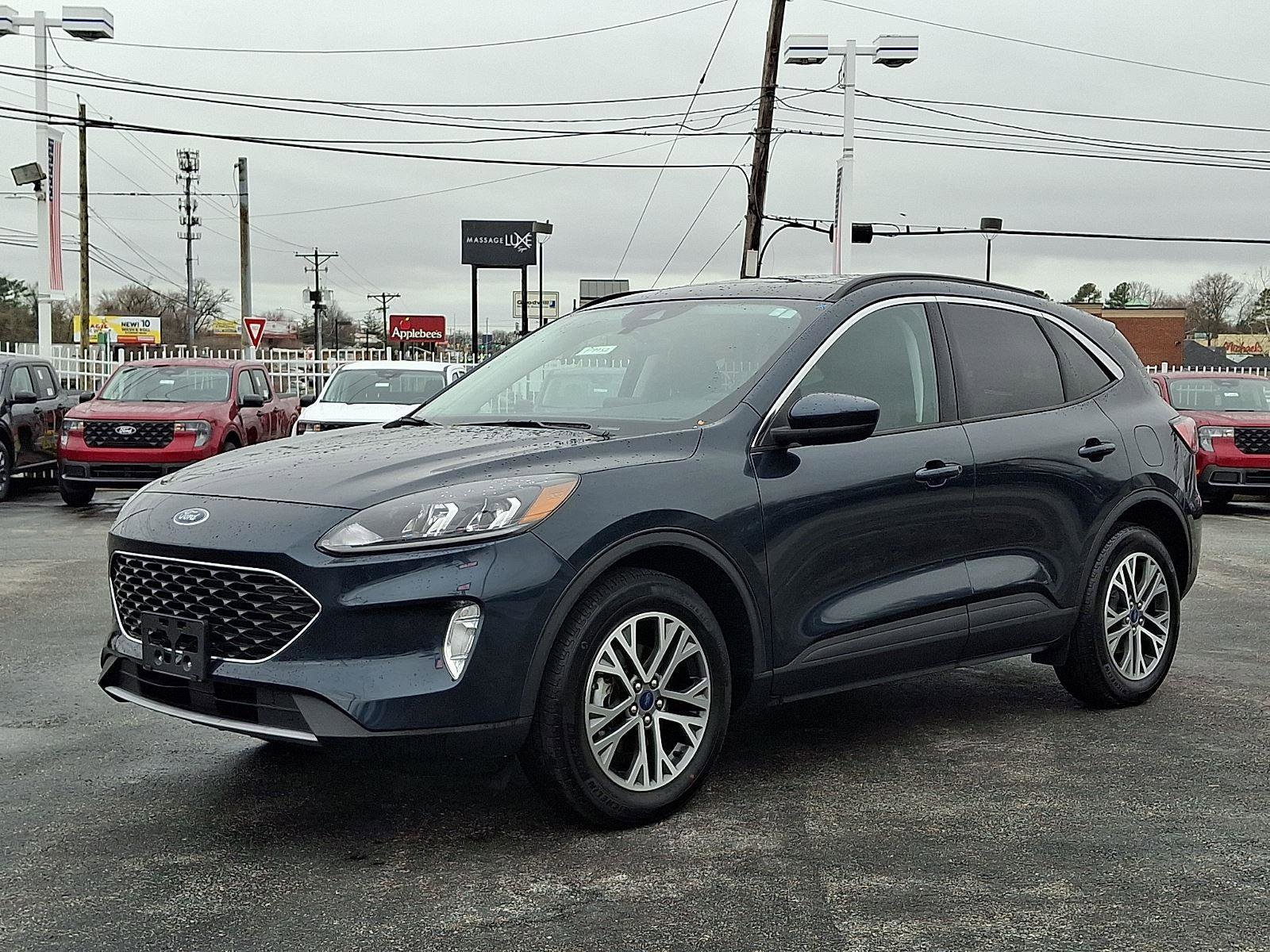 Certified 2022 Ford Escape SEL image 3