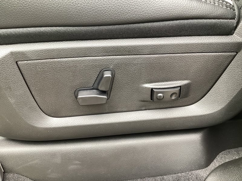 New 2026 RAM 2500 Laramie w/ Night Edition AWD/4WD image 25