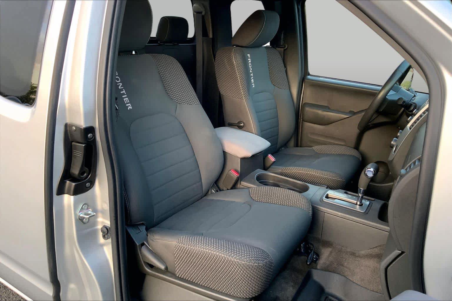 Used 2017 Nissan Frontier Desert Runner RWD image 8