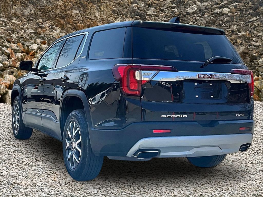 Used 2021 GMC Acadia SLE image 11