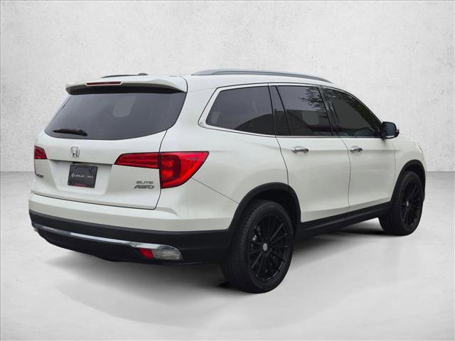 Used 2017 Honda Pilot Elite image 5