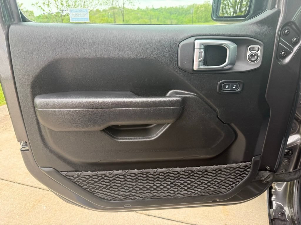Used 2023 Jeep Wrangler Unlimited Sport AWD/4WD image 23