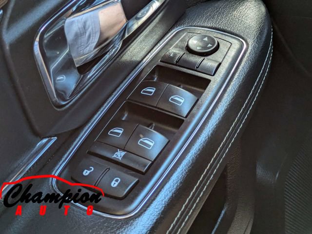 Used 2015 RAM 1500 Laramie w/ Convenience Group image 25