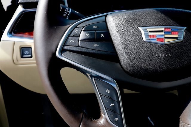 Used 2017 Cadillac XT5 Luxury w/ Driver Awareness Package image 59