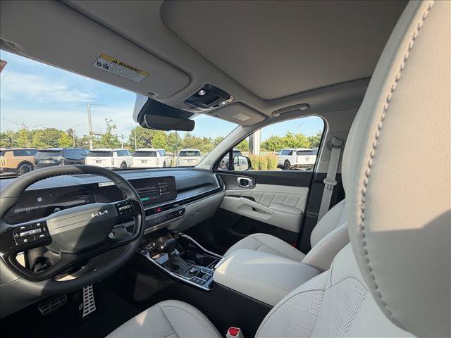 Used 2026 Kia Sorento AWD image 8