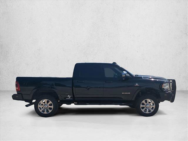 Used 2022 RAM 2500 Laramie AWD/4WD image 4