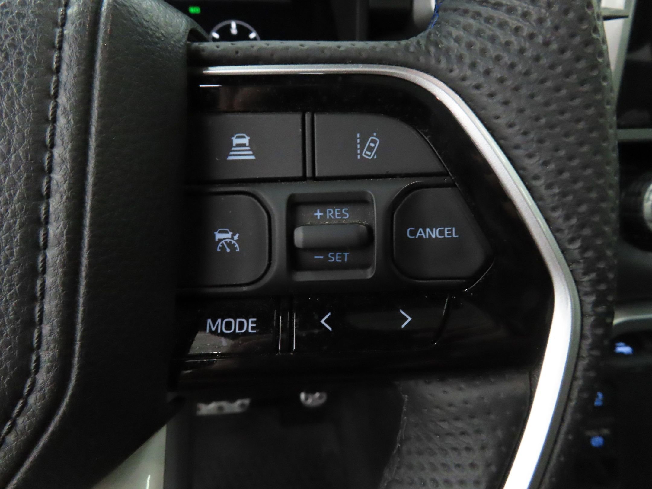 Used 2024 Toyota Tundra Platinum w/ TRD Off-Road Package image 13