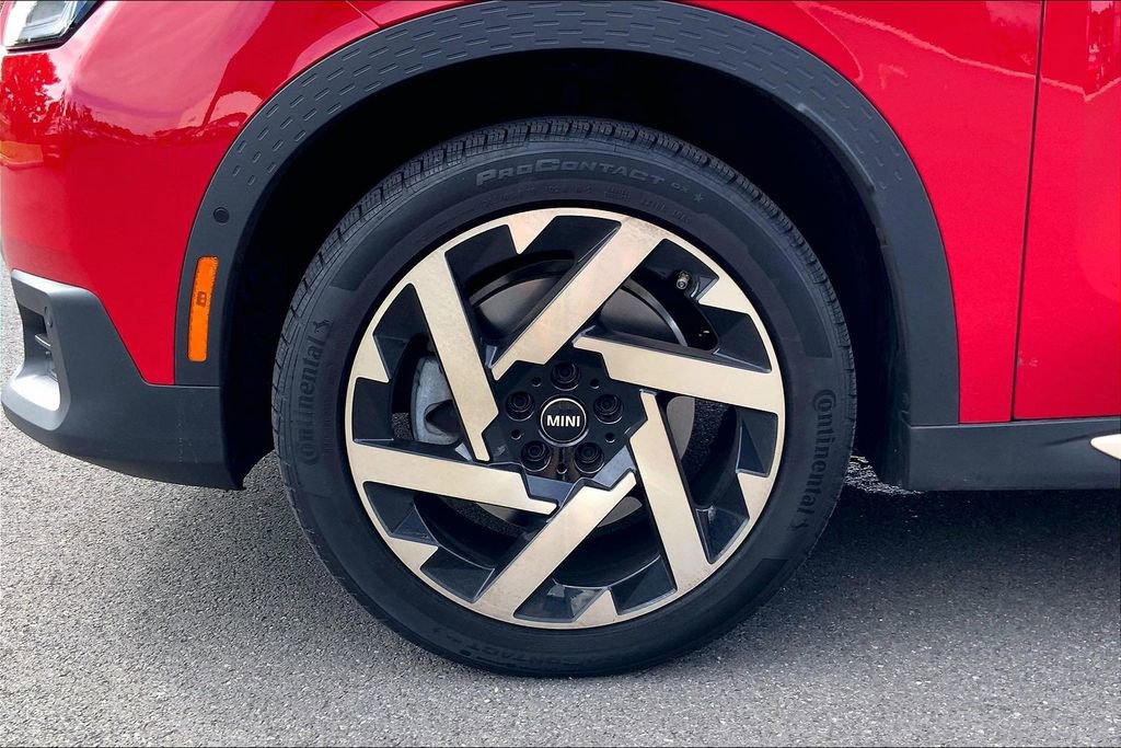 Certified 2025 MINI Cooper Countryman S w/ Comfort Package Max image 10