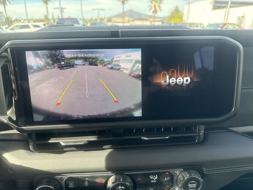 Certified 2025 Jeep Wrangler Unlimited Rubicon 4xe w/ Safety Group image 24