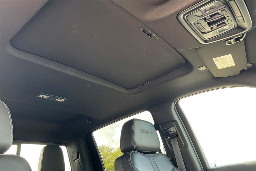 Used 2023 Chevrolet Silverado 3500 High Country w/ Z71 Off-Road Package AWD/4WD image 28
