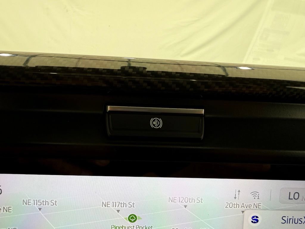New 2026 Ford F250 Lariat w/ Black Appearance Package AWD/4WD image 41