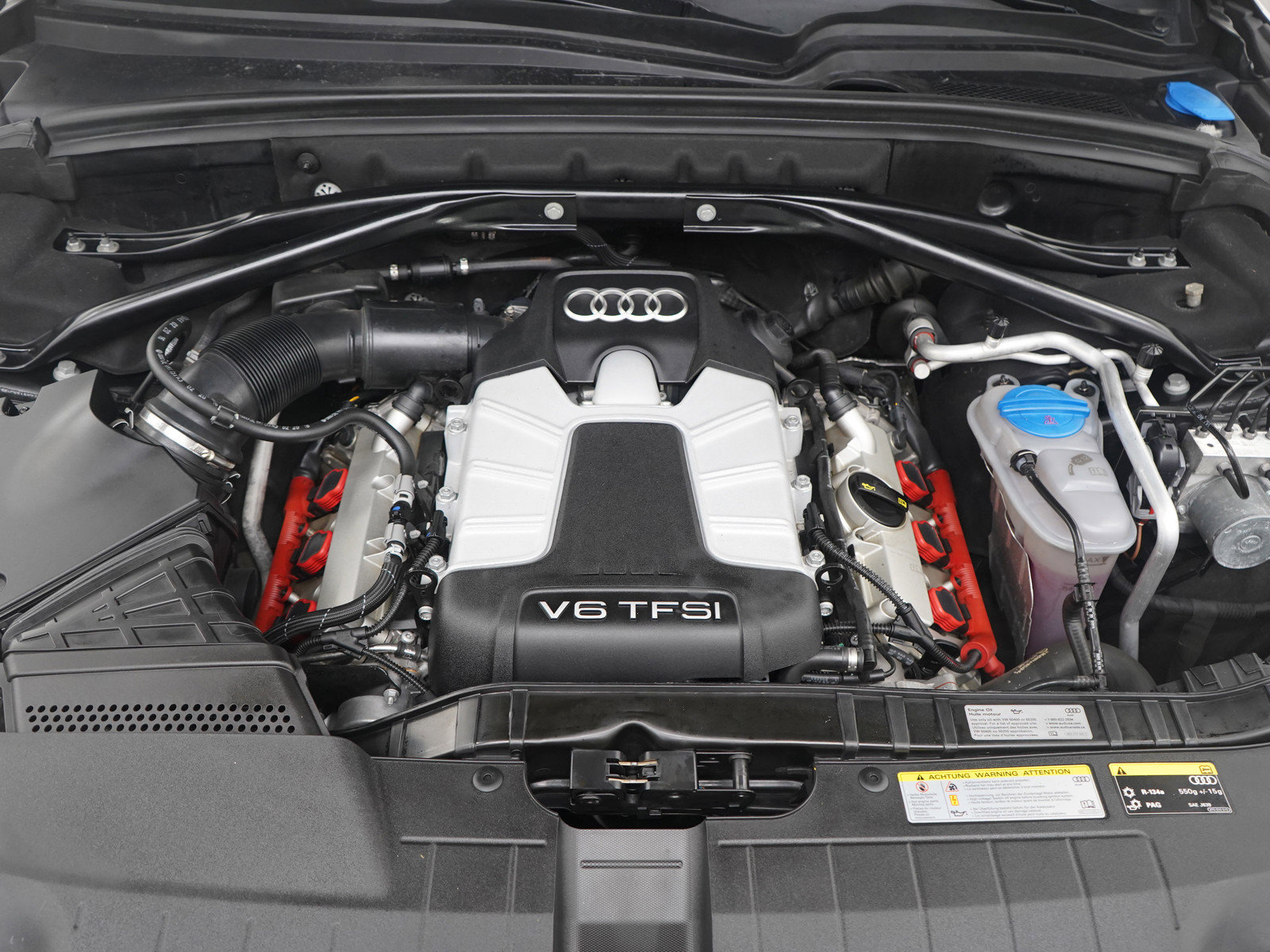 Used 2017 Audi SQ5 Premium Plus w/ Technology Package image 30