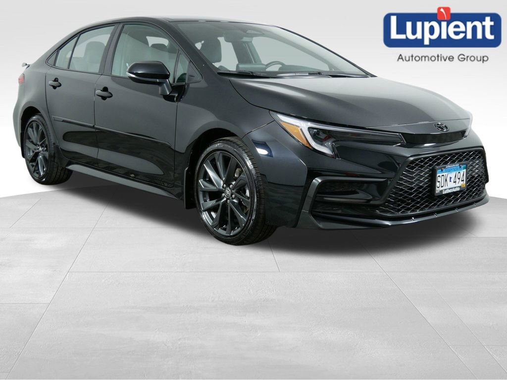Used 2025 Toyota Corolla SE w/ Convenience Package