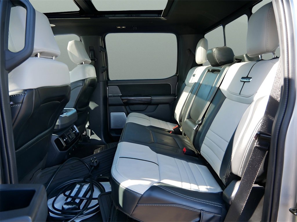 Used 2023 Ford F150 Lightning Platinum image 11