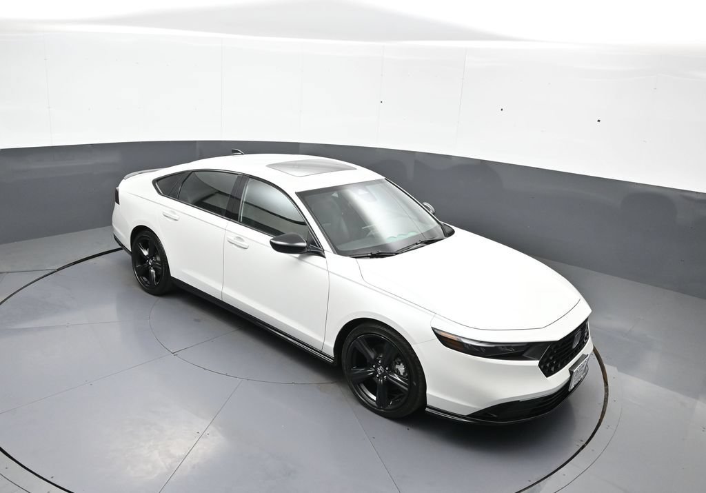 Used 2024 Honda Accord Sport image 35