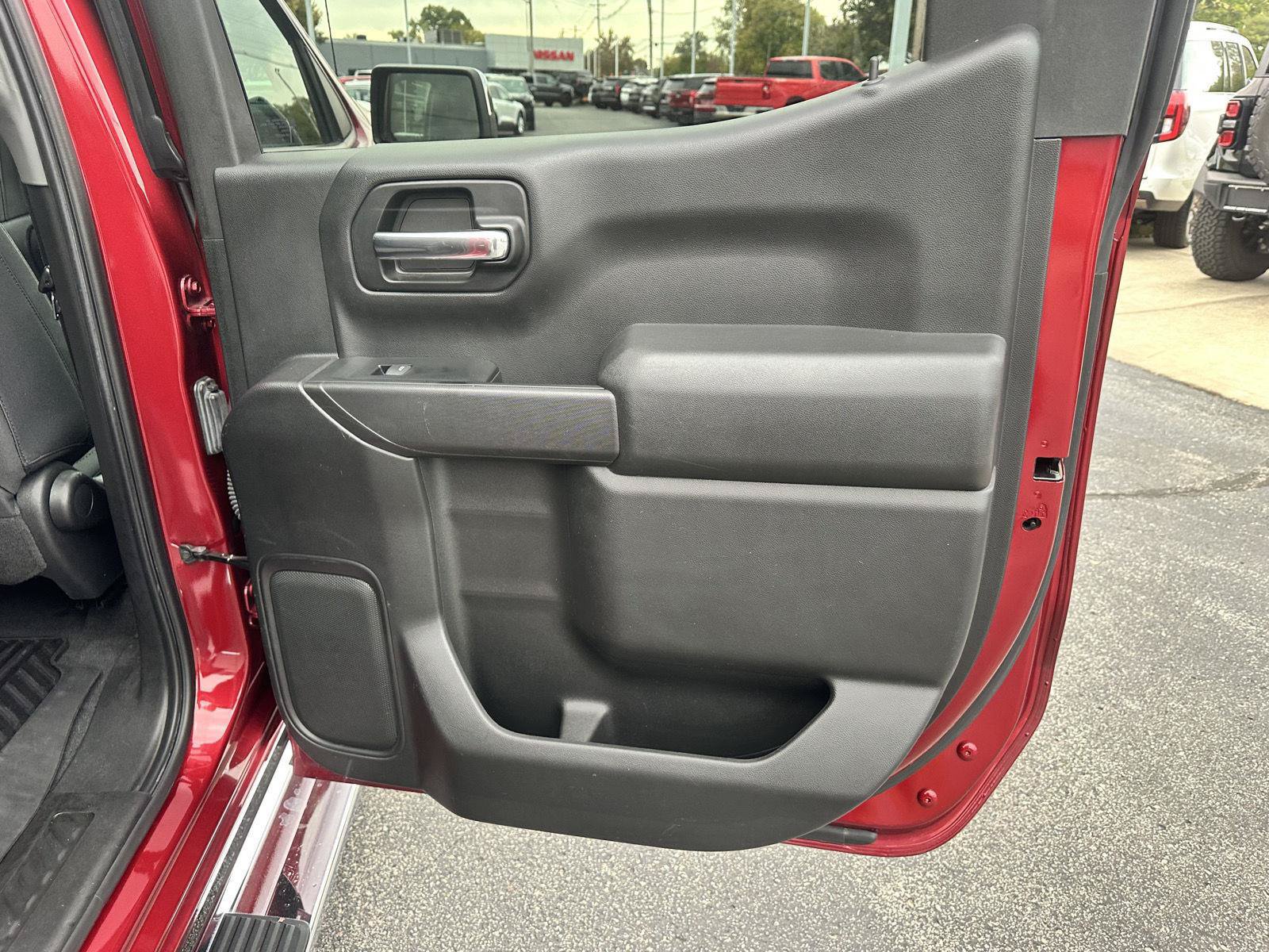 Used 2019 Chevrolet Silverado 1500 LT w/ All-Star Edition AWD/4WD image 16