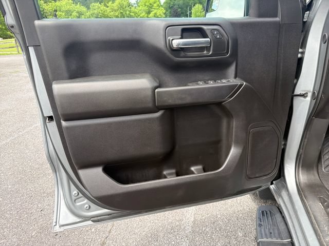Used 2026 Chevrolet Silverado 1500 Custom w/ Turbomax Blackout Package AWD/4WD image 11