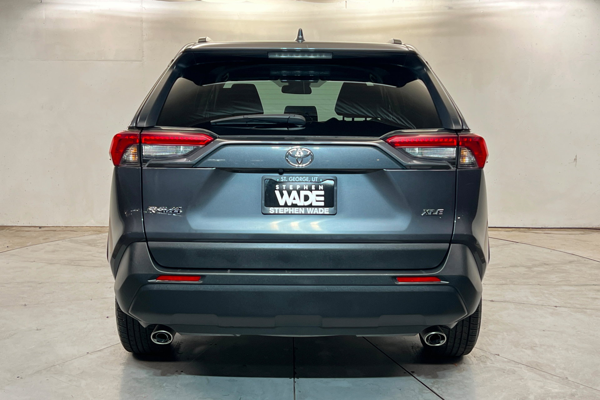 Used 2025 Toyota RAV4 XLE FWD image 5