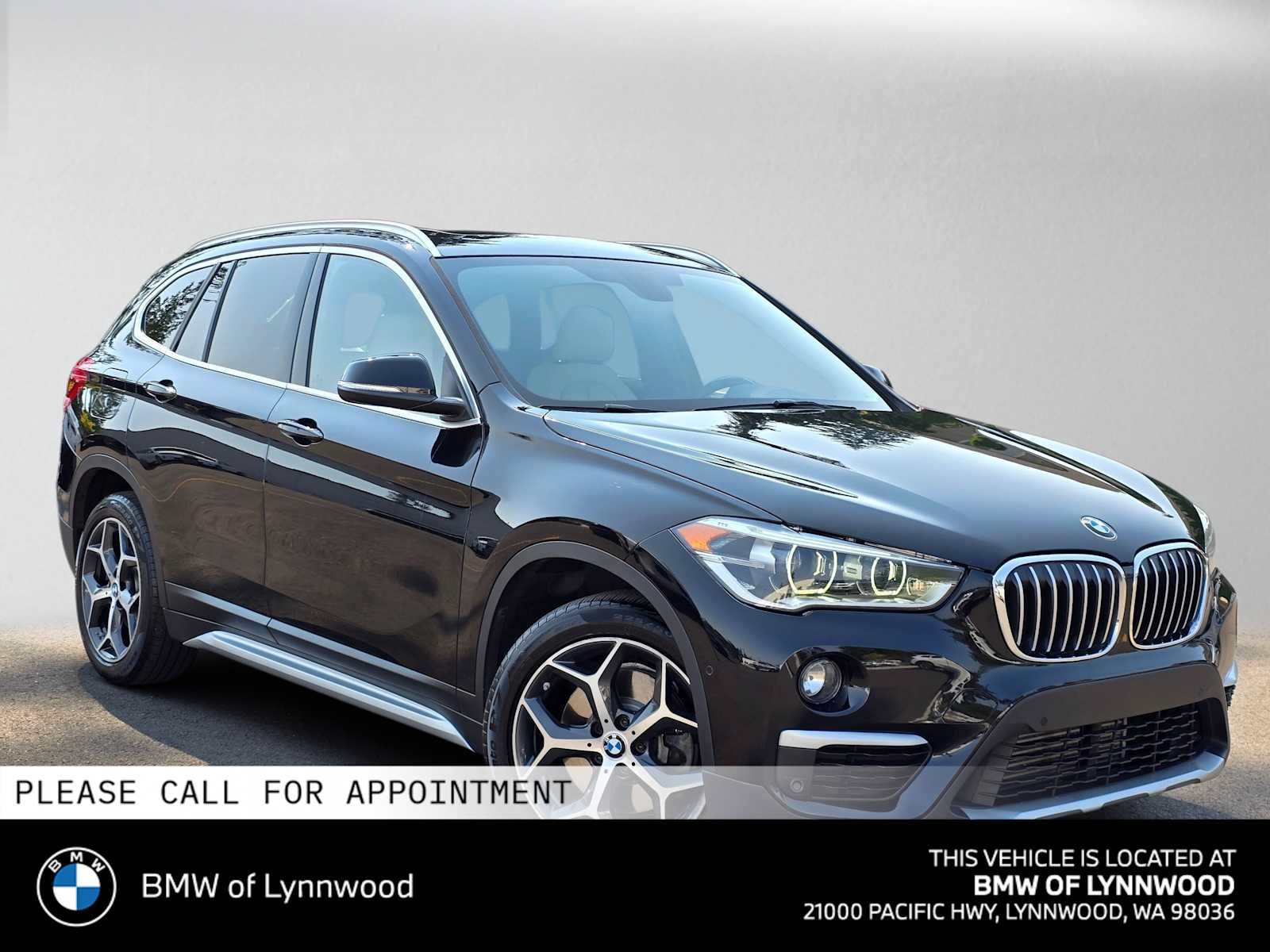 Used 2018 BMW X1 xDrive28i w/ Premium Package AWD/4WD image 1