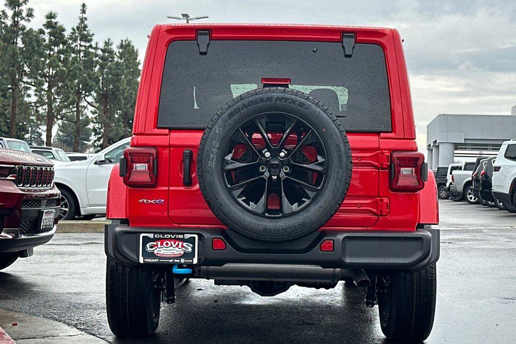 New 2024 Jeep Wrangler Unlimited Sahara AWD/4WD image 5