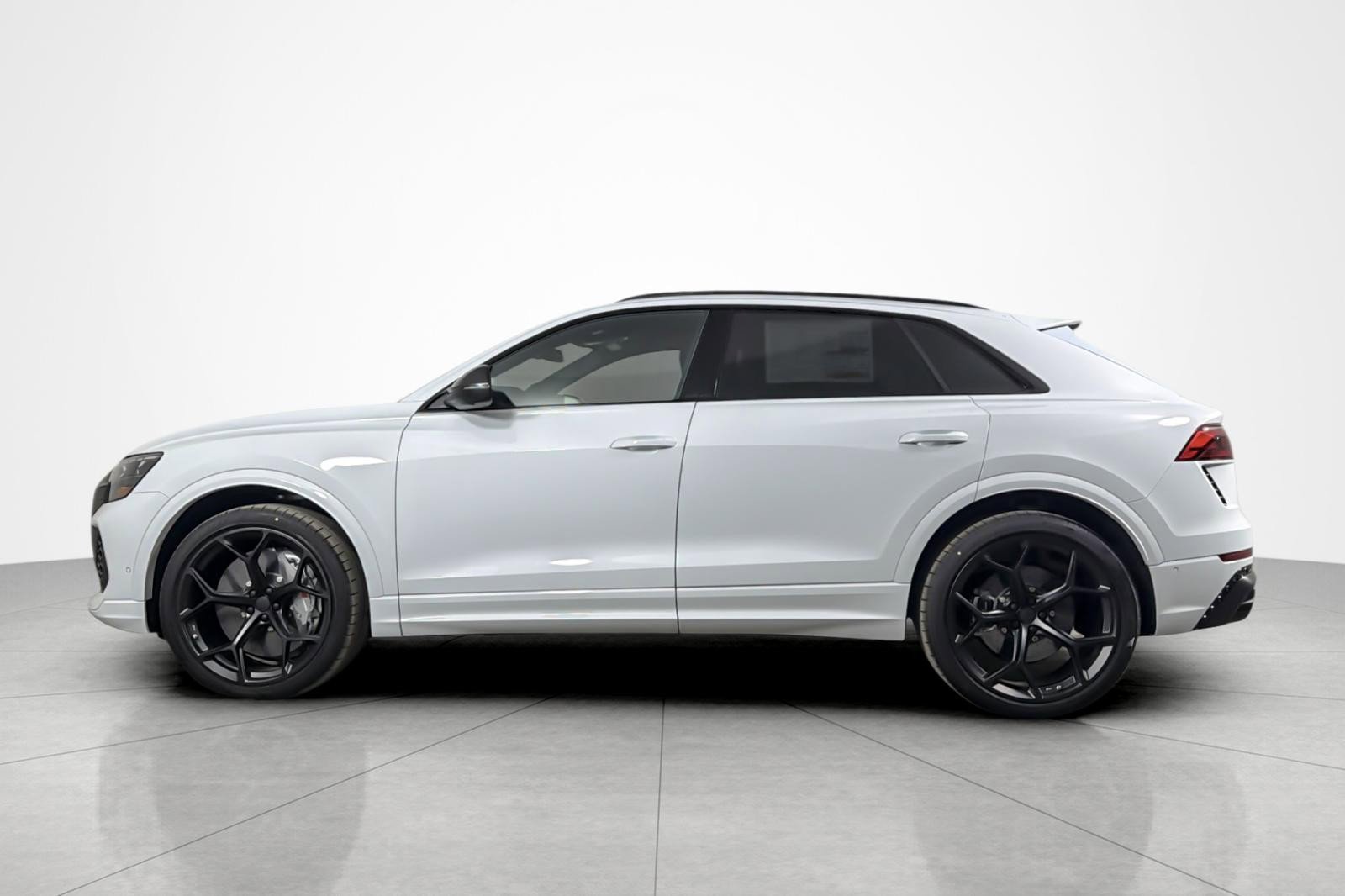 New 2026 Audi RS Q8 performance AWD/4WD image 3