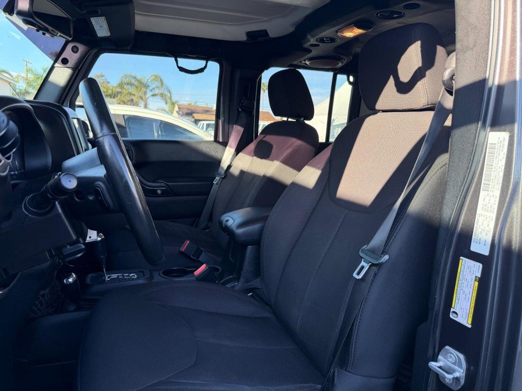 Used 2014 Jeep Wrangler Unlimited Sport w/ Quick Order Package 24S image 18