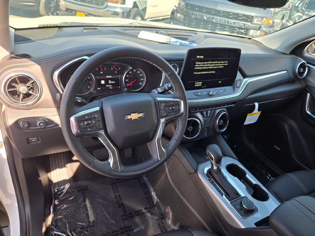 New 2026 Chevrolet Blazer LT w/ Sound & Technology Package AWD/4WD image 6