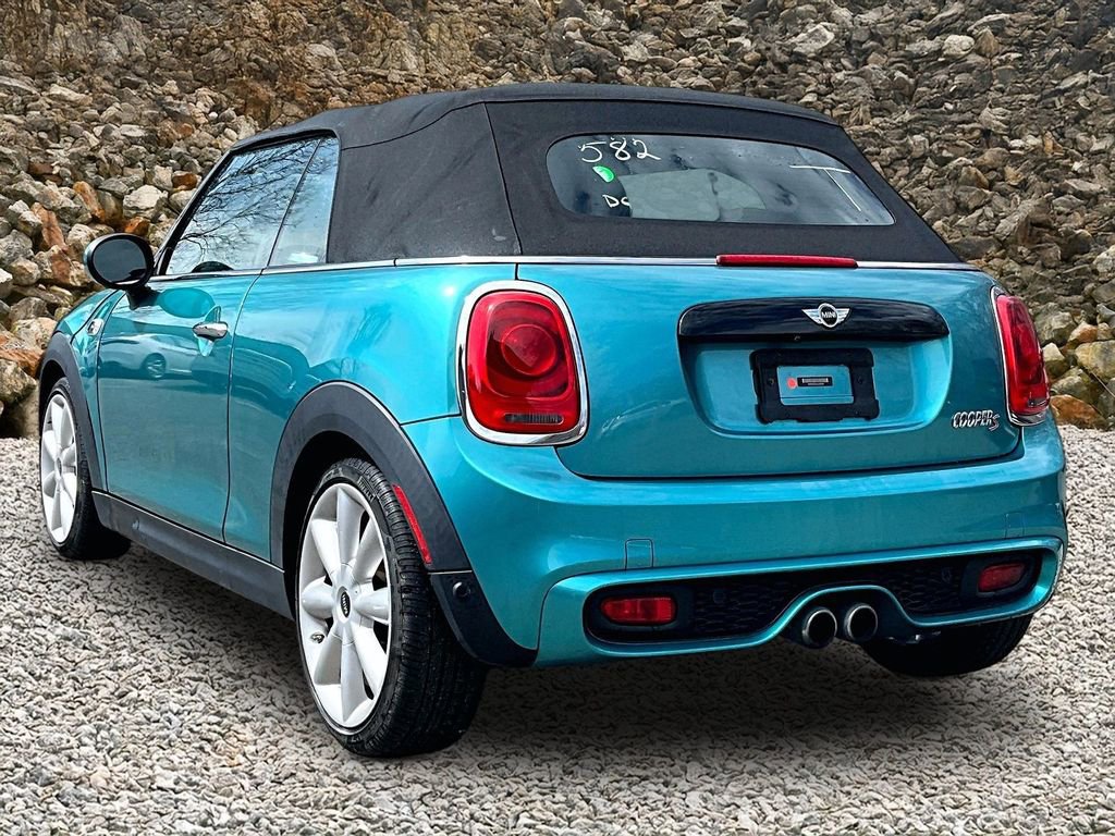 Used 2018 MINI Cooper S image 11