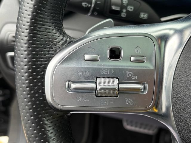Used 2021 Mercedes-Benz GLC 300 4MATIC w/ AMG Line image 17