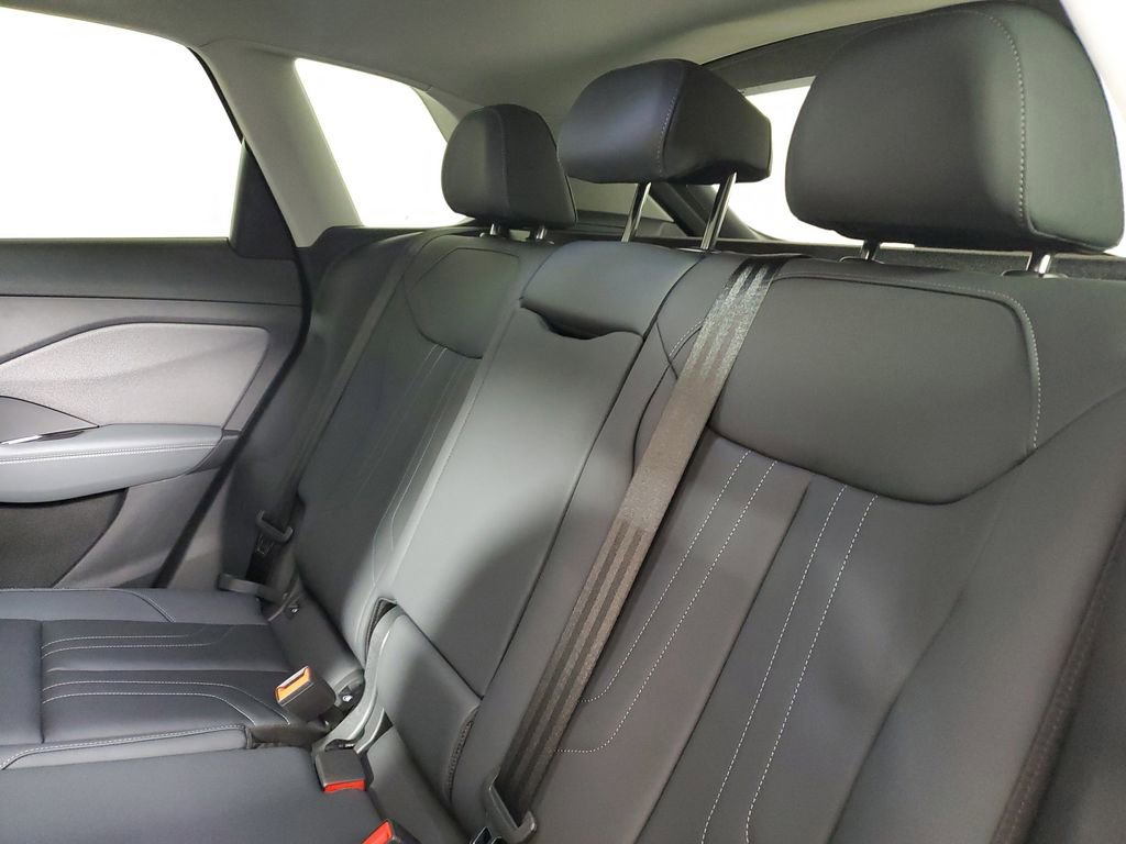 New 2026 Audi Q3 quattro 2.0T AWD/4WD image 12