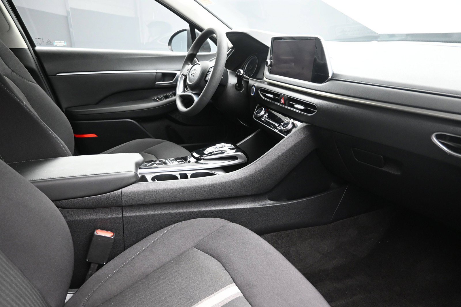 Certified 2023 Hyundai Sonata SEL w/ Preferred Accessory Package FWD image 26