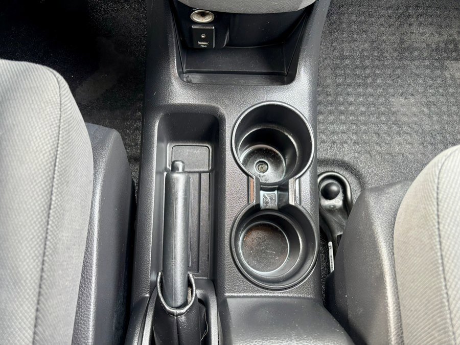 Used 2018 Nissan NV200 SV w/ Back Door Glass Package image 21