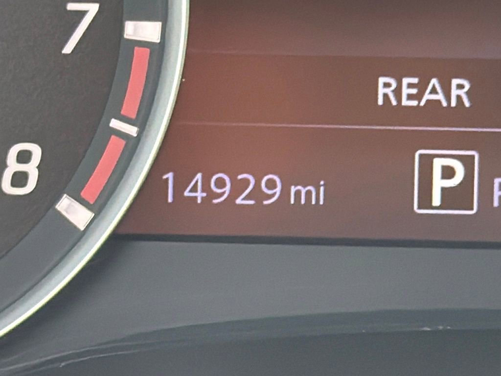 Used 2025 Nissan Frontier SV image 19