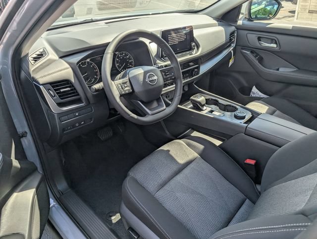 New 2026 Nissan Rogue SV w/ Cold Weather Package AWD/4WD image 13