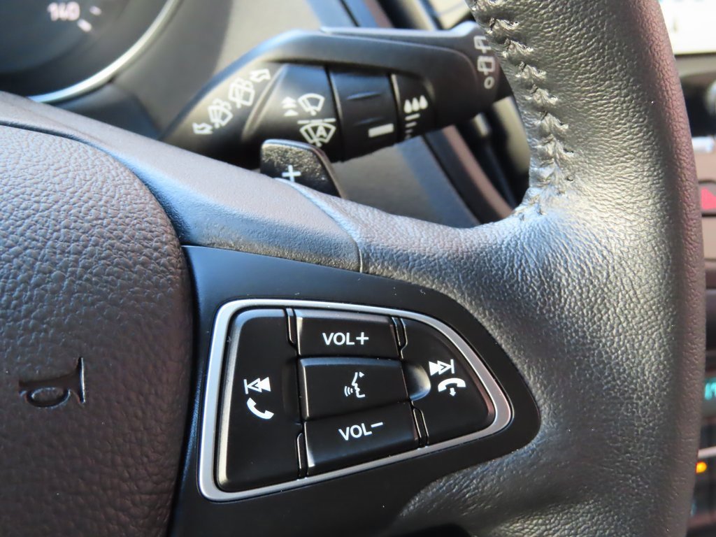 Used 2018 Ford Escape Titanium w/ Ford Safe & Smart Package image 23