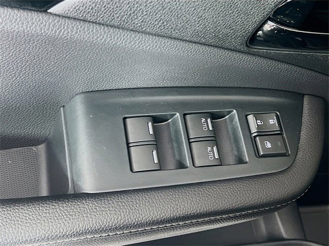 Used 2023 Honda Passport Elite image 11