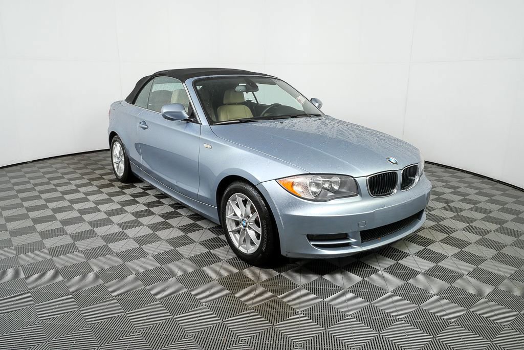 Used 2011 BMW 128i Convertible image 22