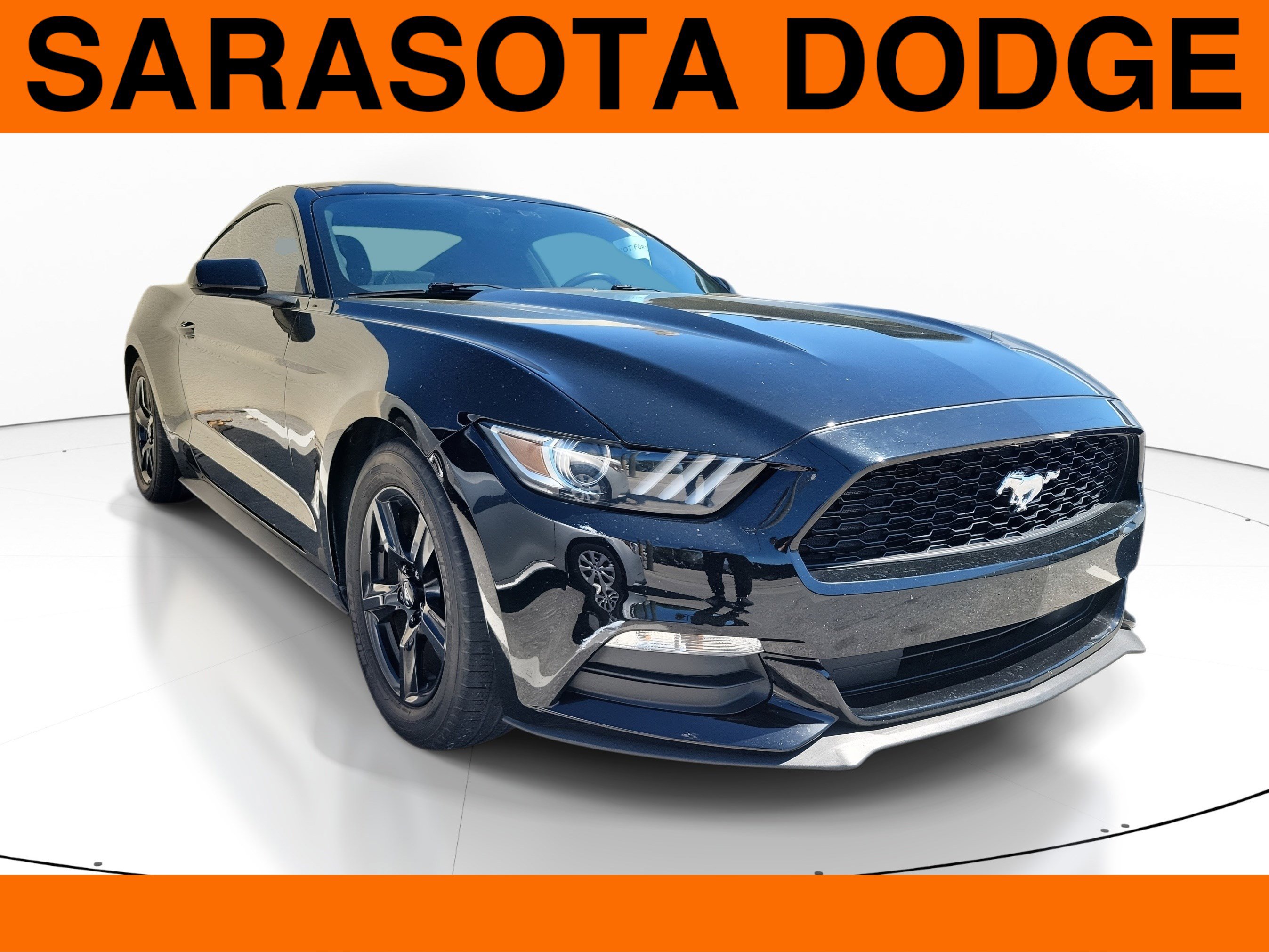 Used 2016 Ford Mustang Coupe image 1