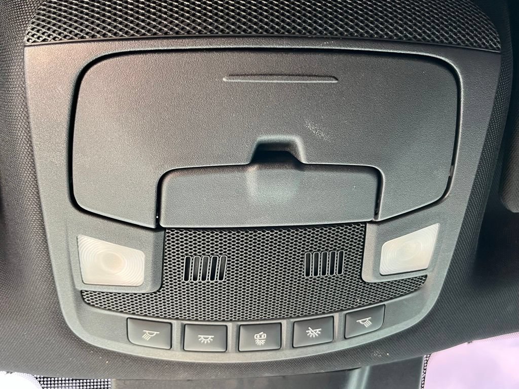 Used 2020 Ford Expedition XL AWD/4WD image 23