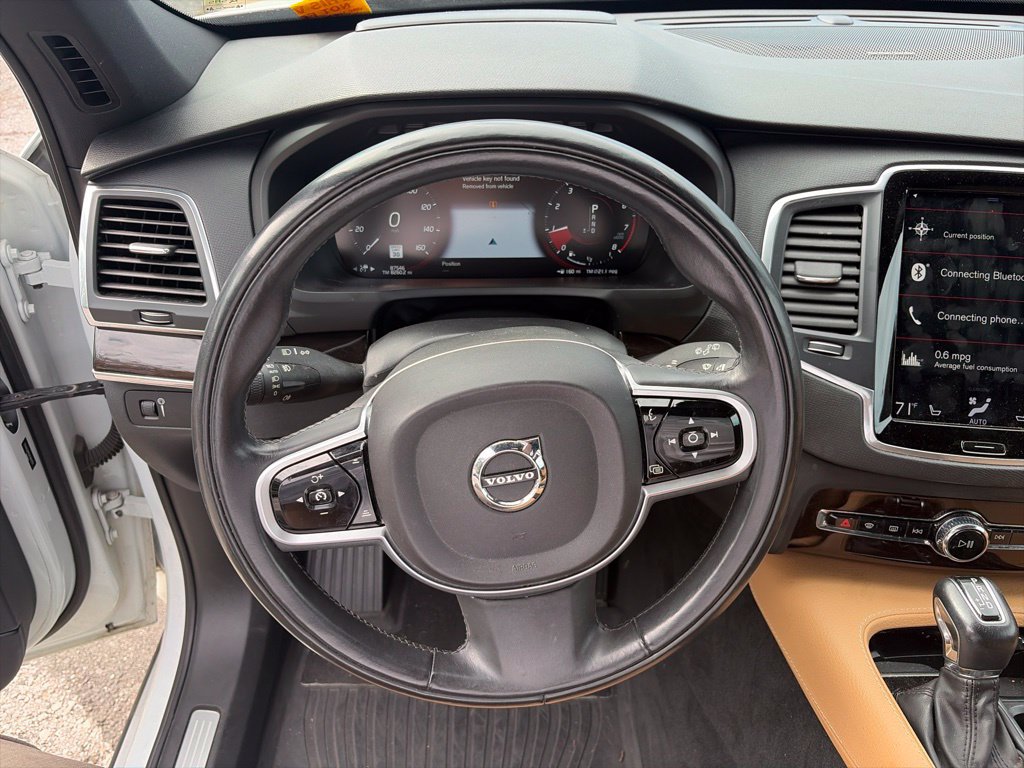 Used 2019 Volvo XC90 T6 Momentum w/ Advanced Package AWD/4WD image 11