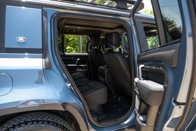 Used 2021 Land Rover Defender 110 AWD/4WD image 43