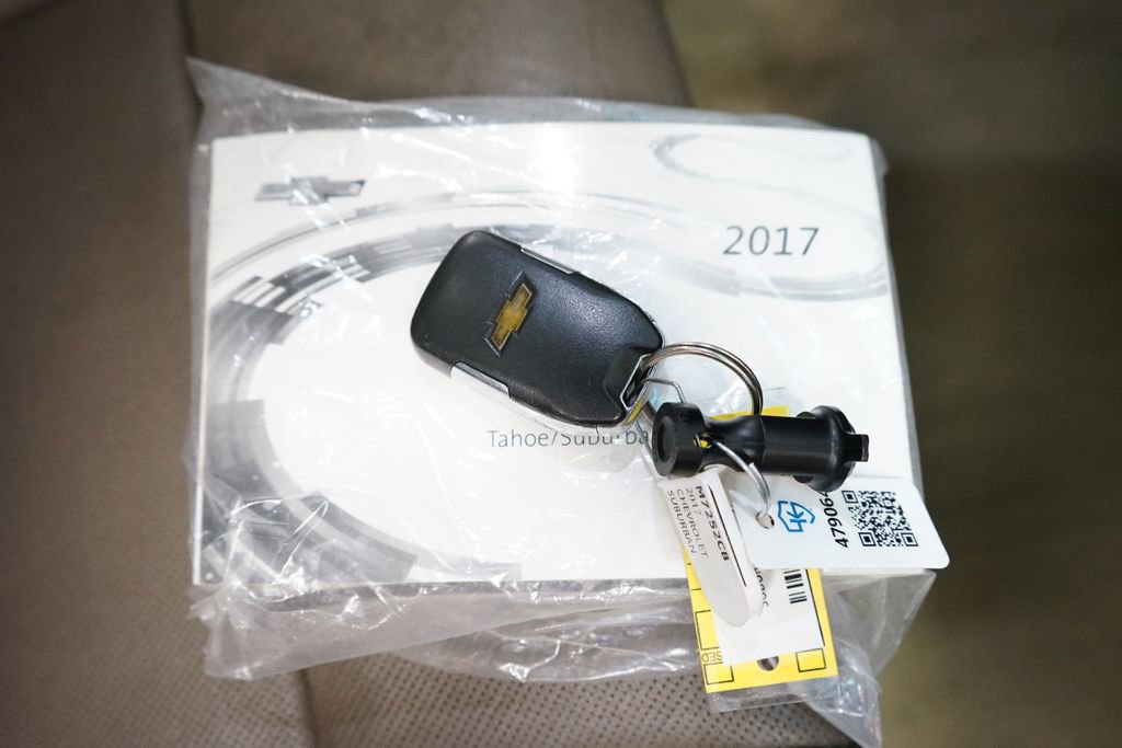 Used 2017 Chevrolet Suburban Premier AWD/4WD image 60