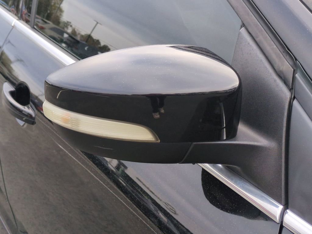 Used 2017 Ford Focus Titanium w/ Titanium Technology Package image 12