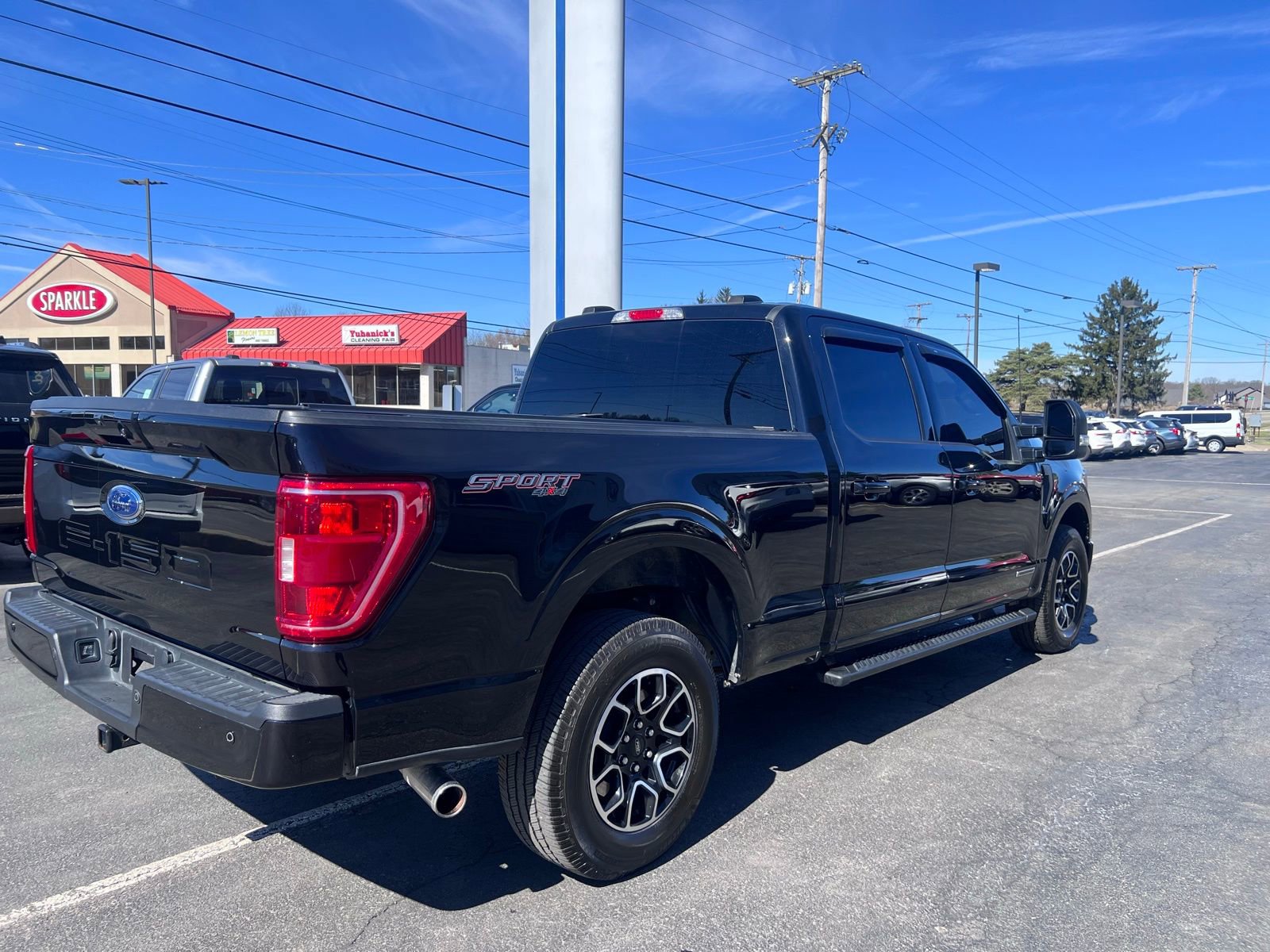 Used 2022 Ford F150 XLT w/ Equipment Group 302A High AWD/4WD image 8