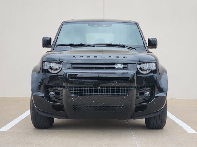 Used 2025 Land Rover Defender 110 X-Dynamic SE image 2